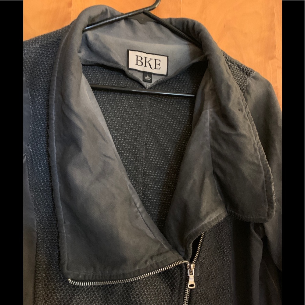Buckle Side ZIp Jacket - Picture 6 of 14